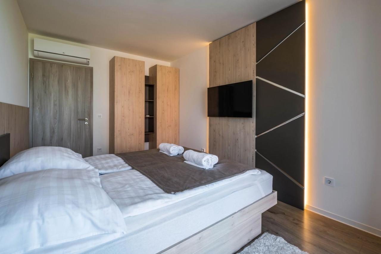 Myflat Coral Beach Apartment Siofok Exterior photo