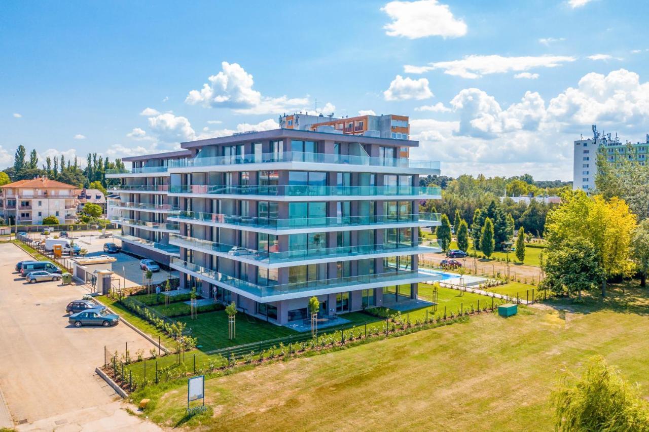 Myflat Coral Beach Apartment Siofok Exterior photo