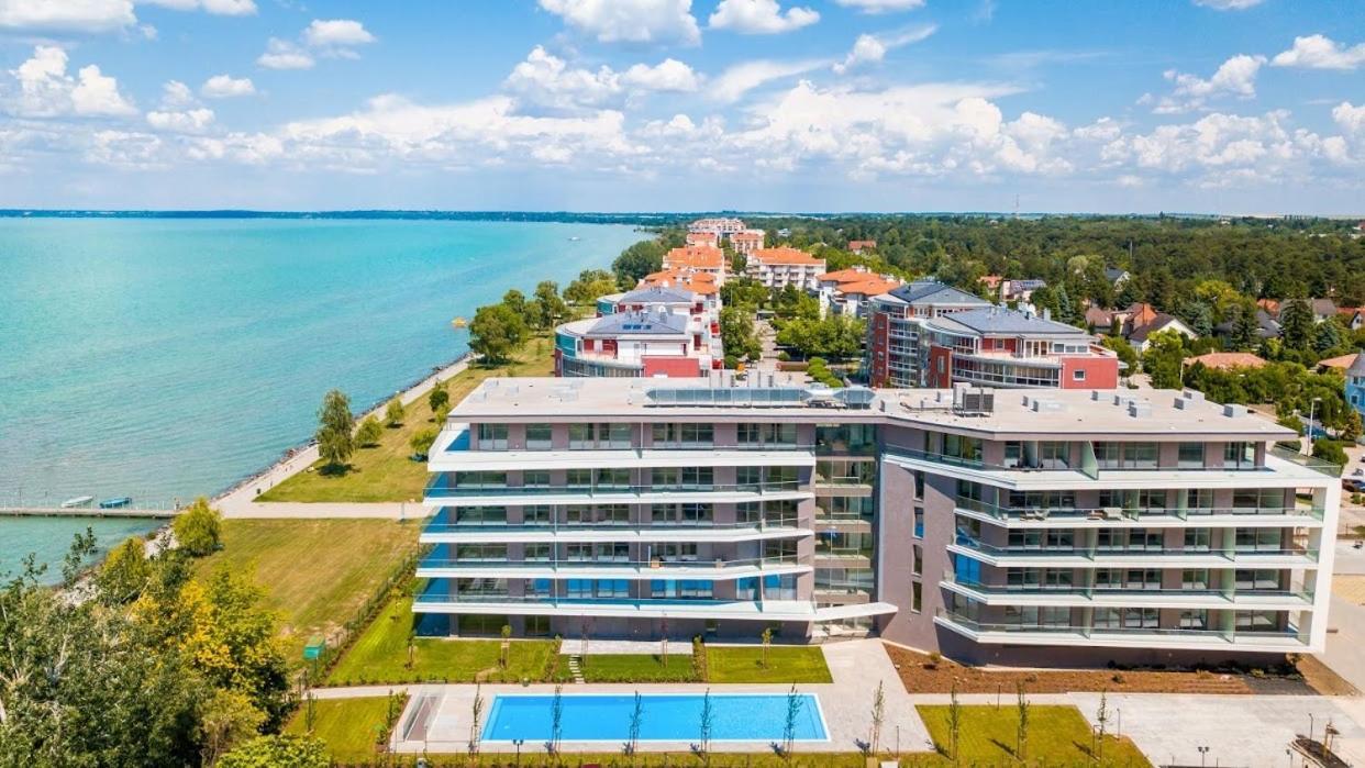 Myflat Coral Beach Apartment Siofok Exterior photo