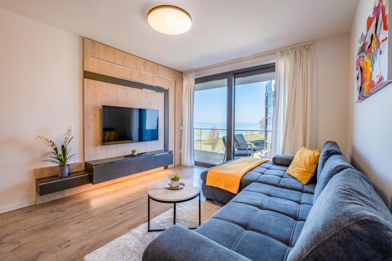 Myflat Coral Beach Apartment Siofok Exterior photo